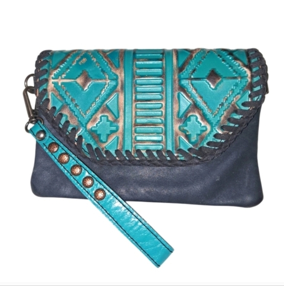 Montana West Green and Black Leather Clutch Wristlet - Picture 10 of 10